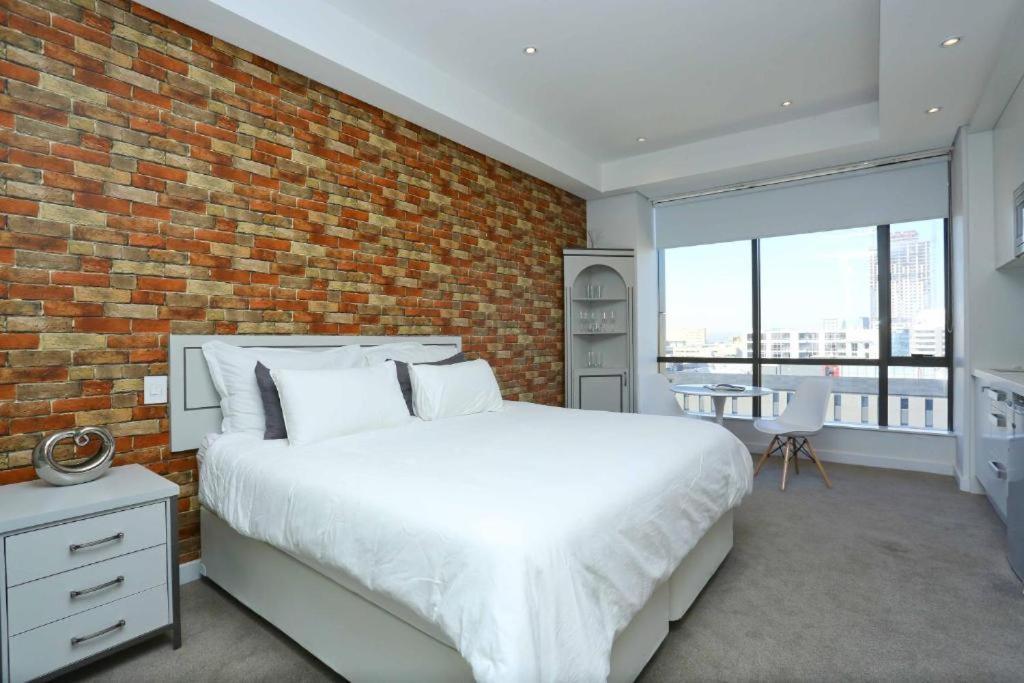 Sandton Skye Apartments Johannesburg Exterior photo
